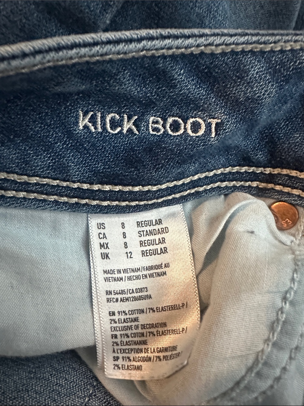 American Eagle Outfitters Light Blue Flare Jeans size 8 - Picture 6 of 6